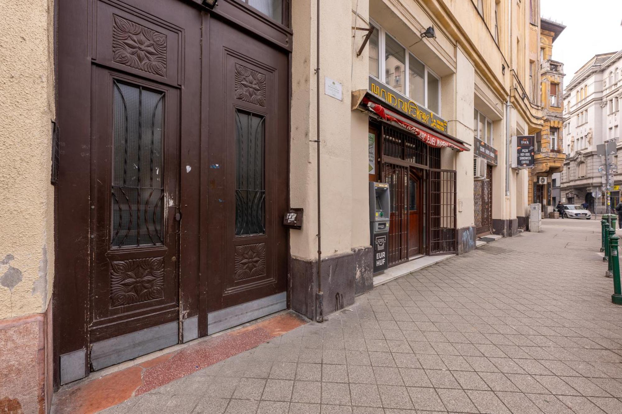 A Quiet Studio In The Heart Of The City Budapeszt Zewnętrze zdjęcie